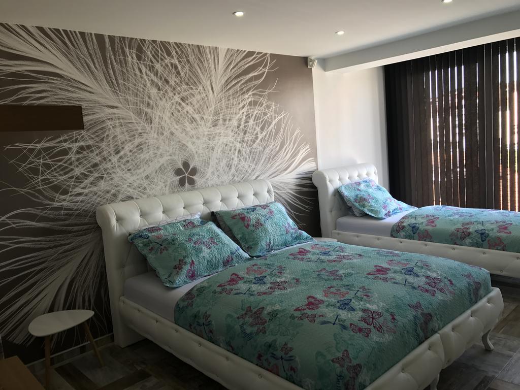 Apartment Ajla توزلا المظهر الخارجي الصورة