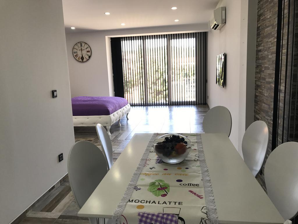 Apartment Ajla توزلا المظهر الخارجي الصورة