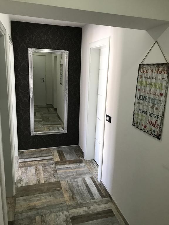 Apartment Ajla توزلا المظهر الخارجي الصورة