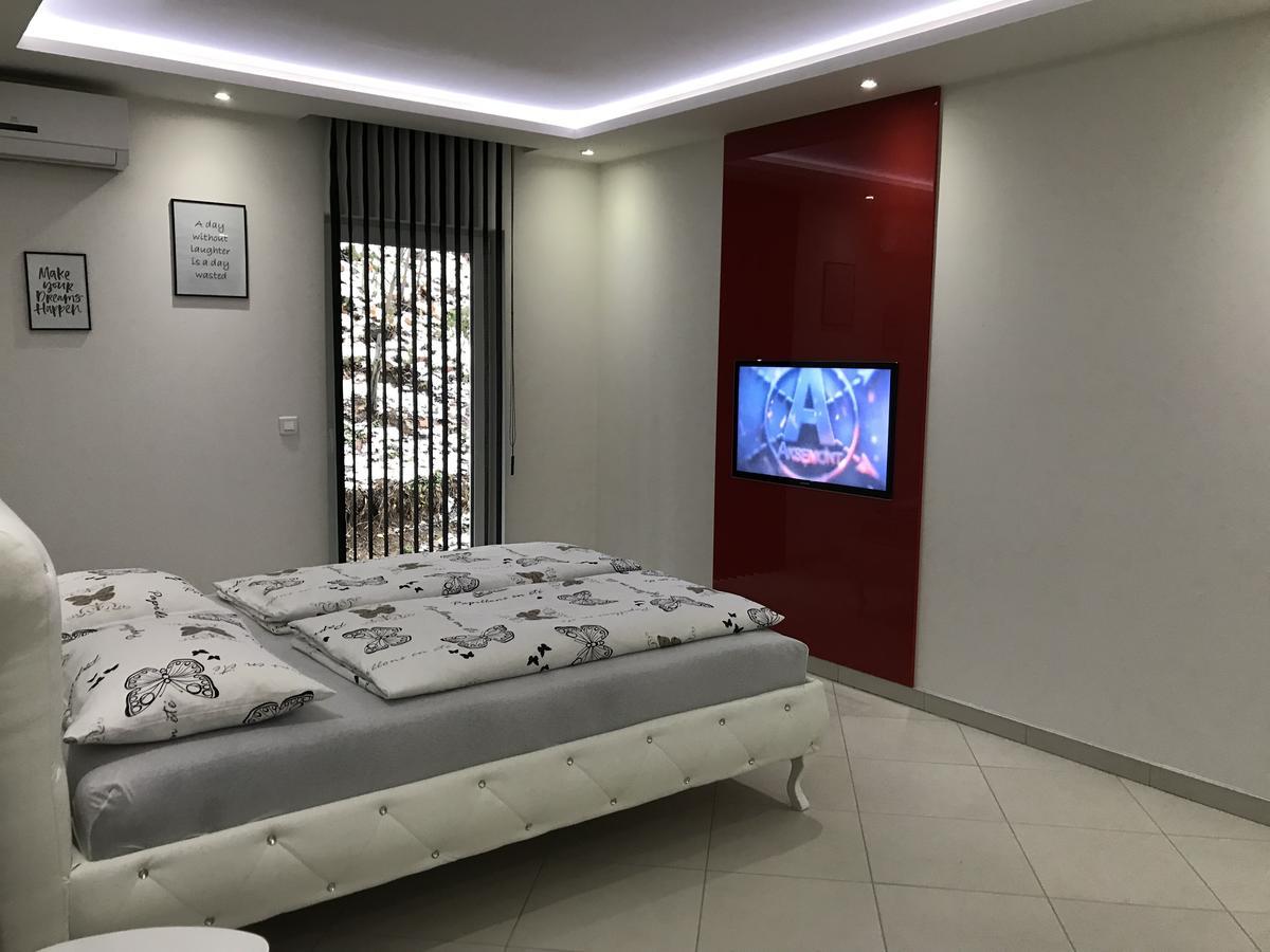 Apartment Ajla توزلا المظهر الخارجي الصورة