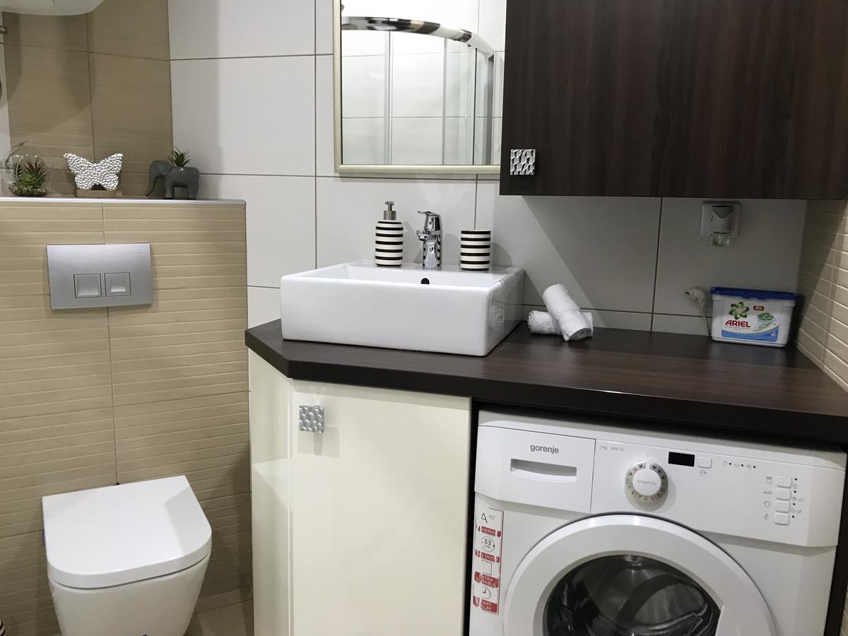 Apartment Ajla توزلا المظهر الخارجي الصورة