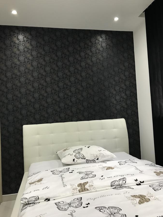 Apartment Ajla توزلا المظهر الخارجي الصورة