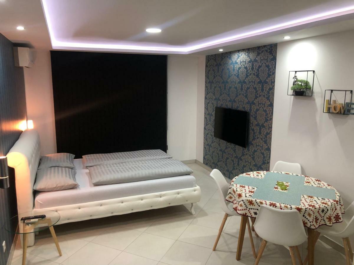 Apartment Ajla توزلا المظهر الخارجي الصورة